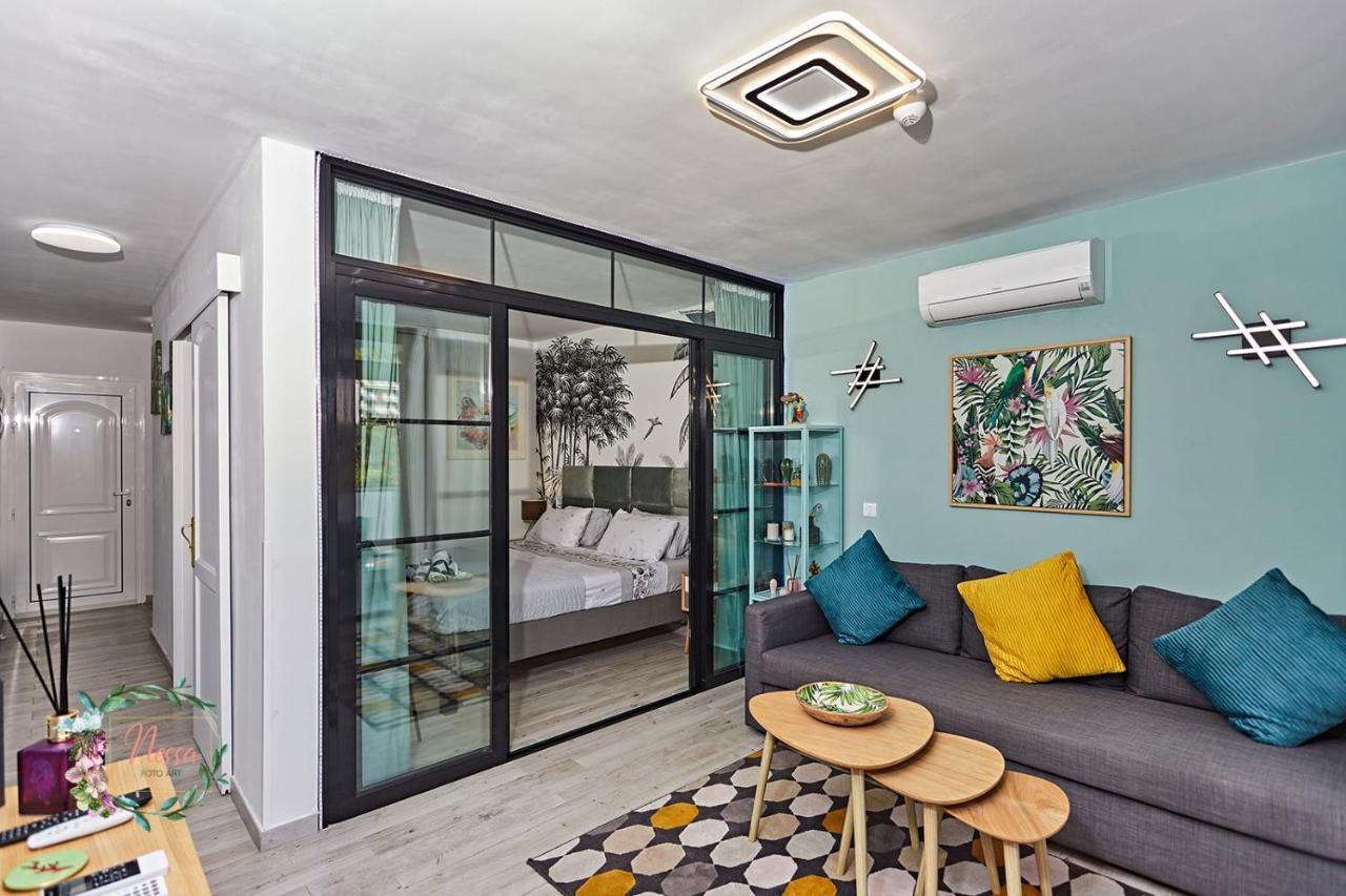 Parrot'S House- Yumbo Center Apartment Плая дел Инглес Екстериор снимка