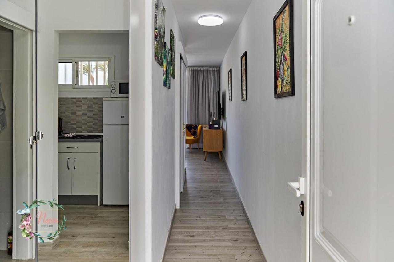 Parrot'S House- Yumbo Center Apartment Плая дел Инглес Екстериор снимка