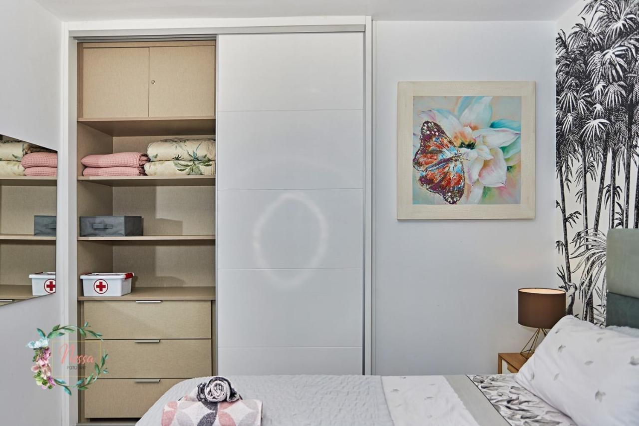 Parrot'S House- Yumbo Center Apartment Плая дел Инглес Екстериор снимка